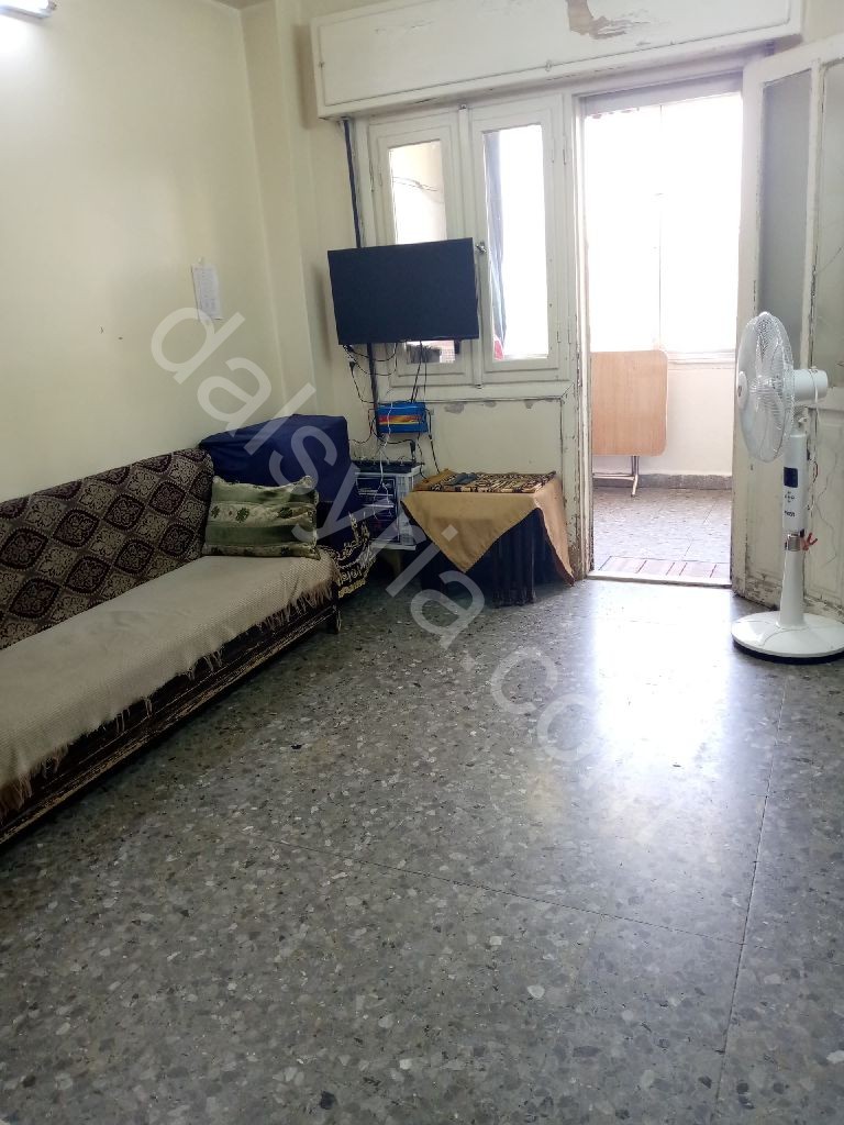 شقة 90م للبيع في الميدان