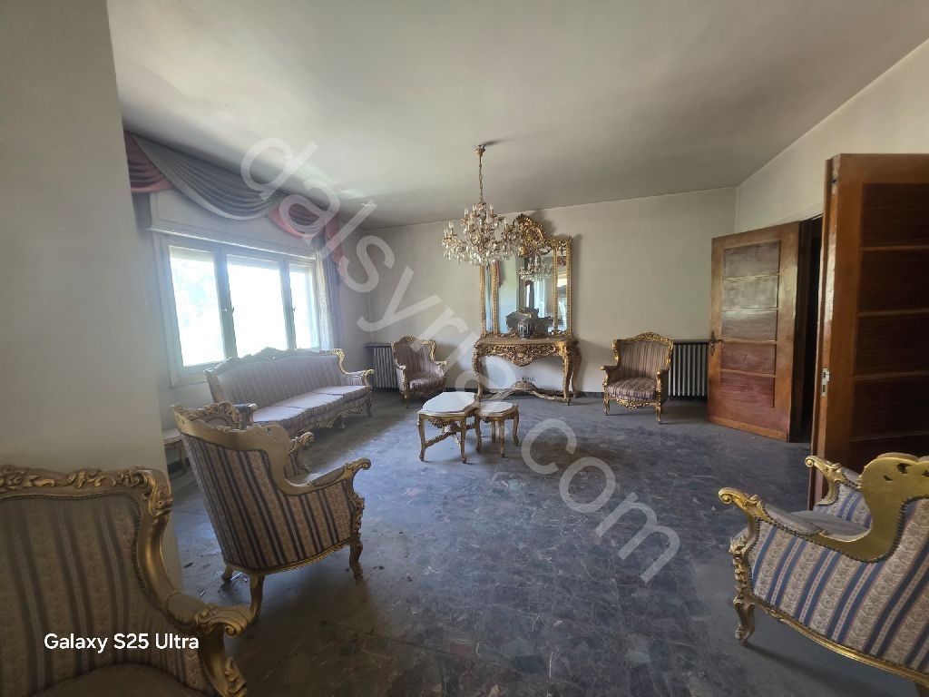 للبيع شقة 350م في المالكي 